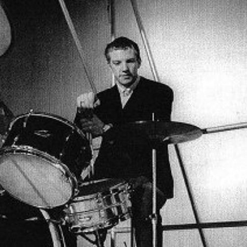 Tony Newman 0